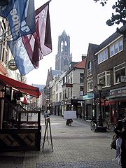 180px-Utrecht-Street_and_Dom_Tower_2004-09_01.jpg?1655882834962